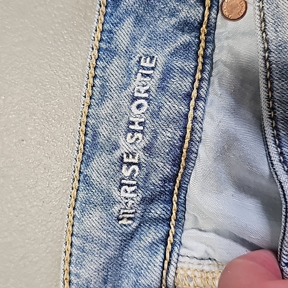 American Eagle super stretch size 2 high rise jean shorts - Picture 7 of 8